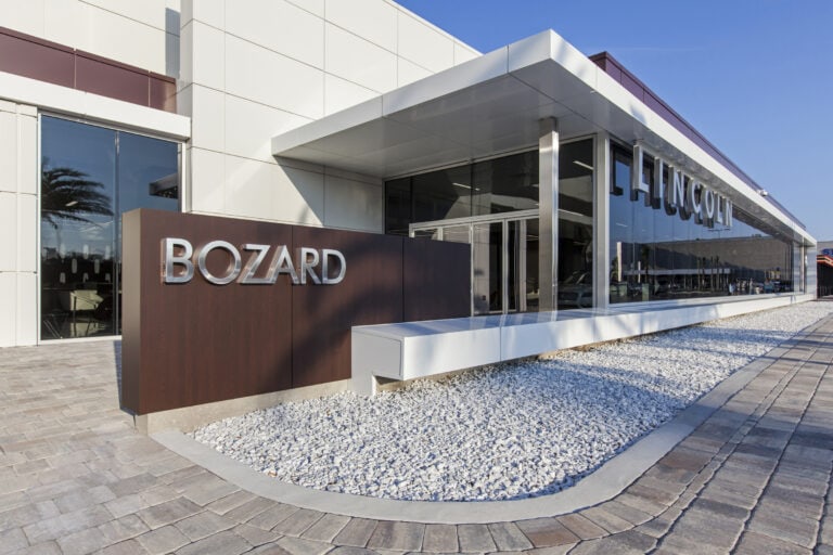 Bozard Lincoln Dealership